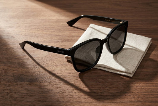Gucci GG1346SK 001: Óculos de Sol Redondos em Acetato Preto