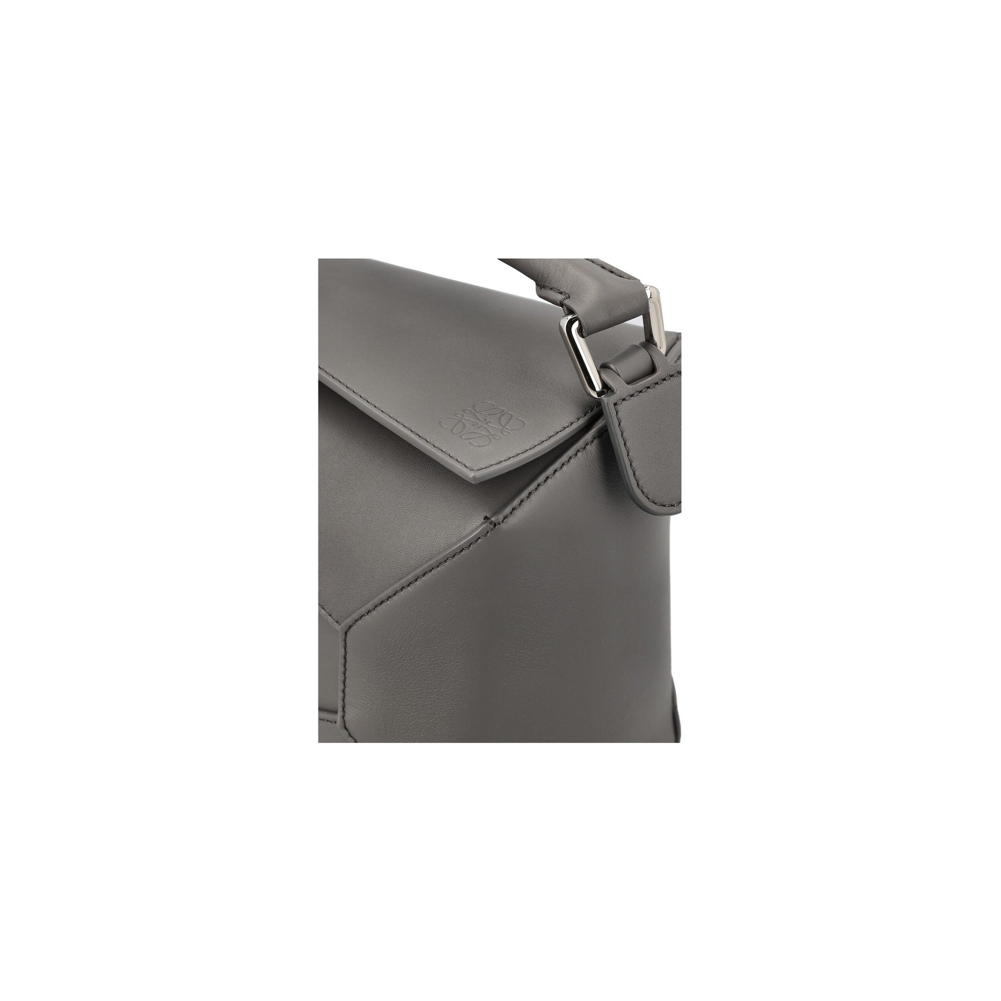 Mala de Mão Pequena Puzzle Edge em Pele de Vitela - Loewe Mala de Mão | Durzio